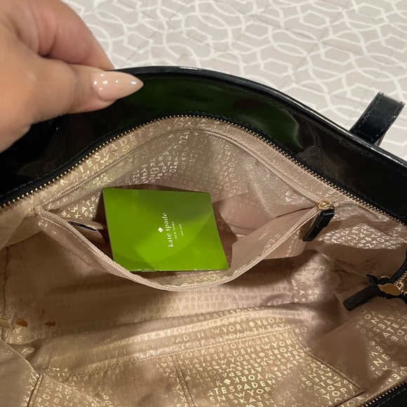 Kate Spade Embossed Patent Leather Tote ♠️ - Picture 3 of 6